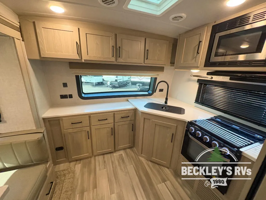 2022 Forest River Flagstaff Super Lite 26FKBS, Photos photo 8