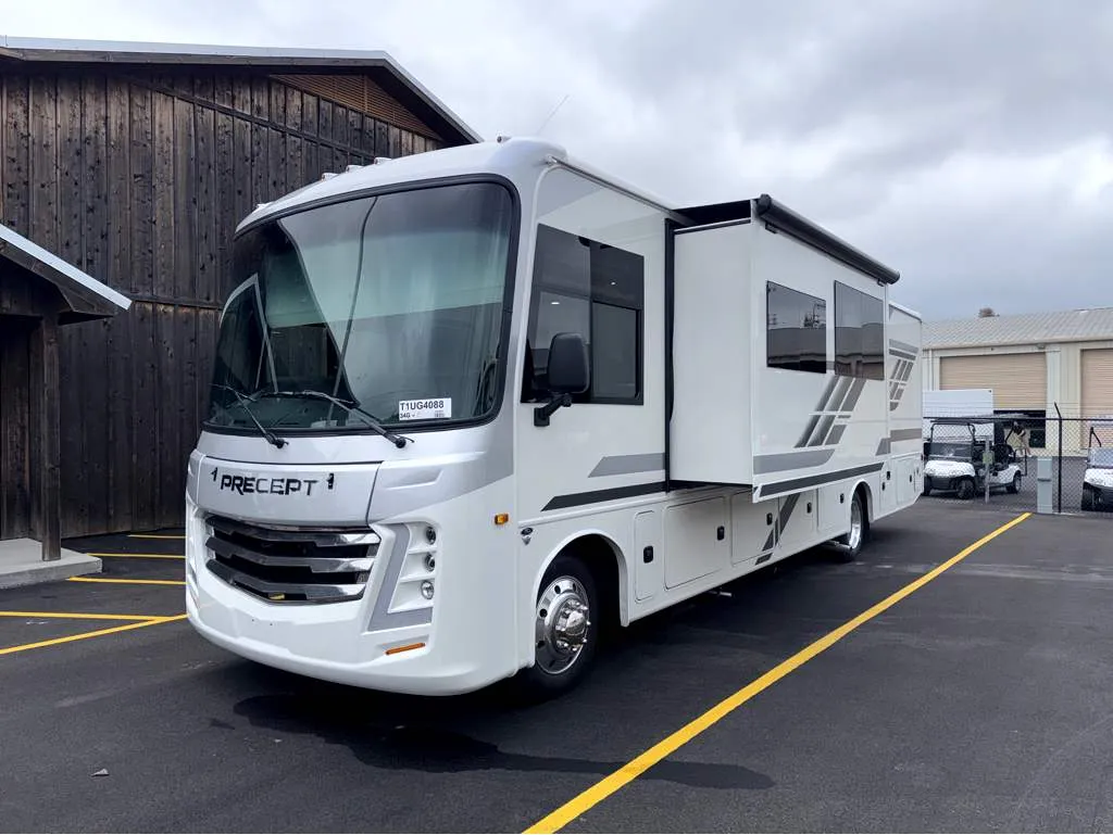 2026 Jayco Precept 34G - Photo 3