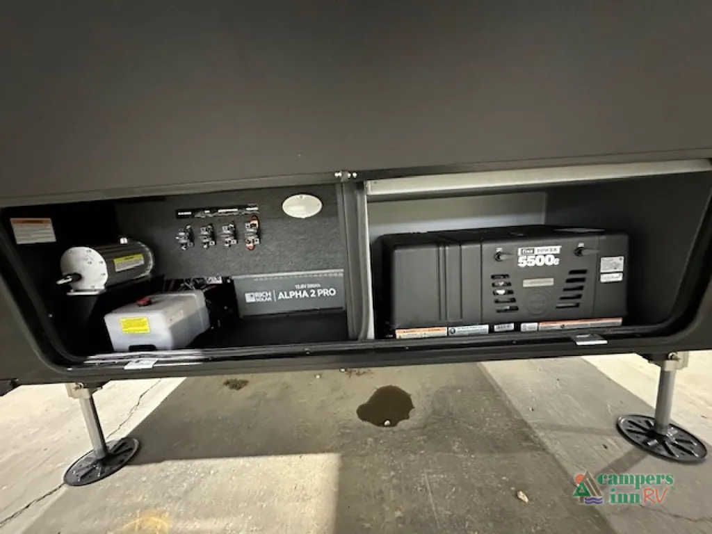2026 Brinkley Model G 3970, Photos photo 6