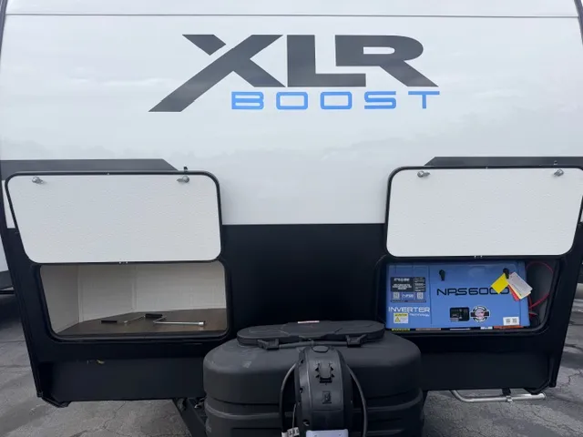 2026 XLR Boost 2715B - Photo 4