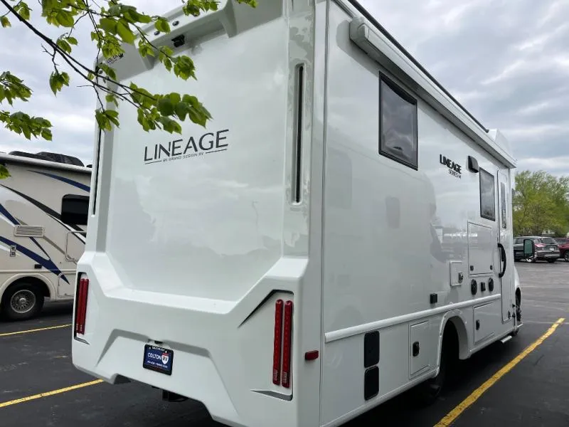 2026 Grand Design Lineage Series M 25FW - Photo 3