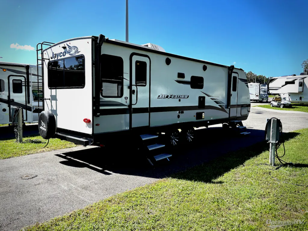 2023 Jayco Jay Feather 26RL, Photos photo 2