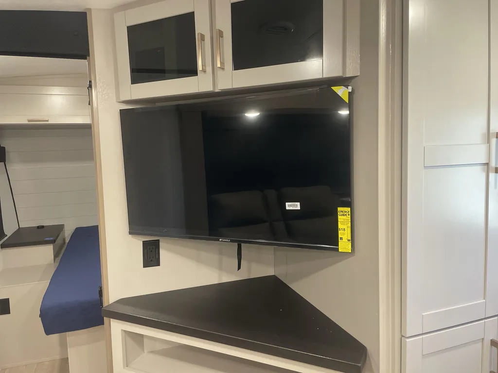 2027 Jayco Jay Feather 29BHB, Photos photo 14