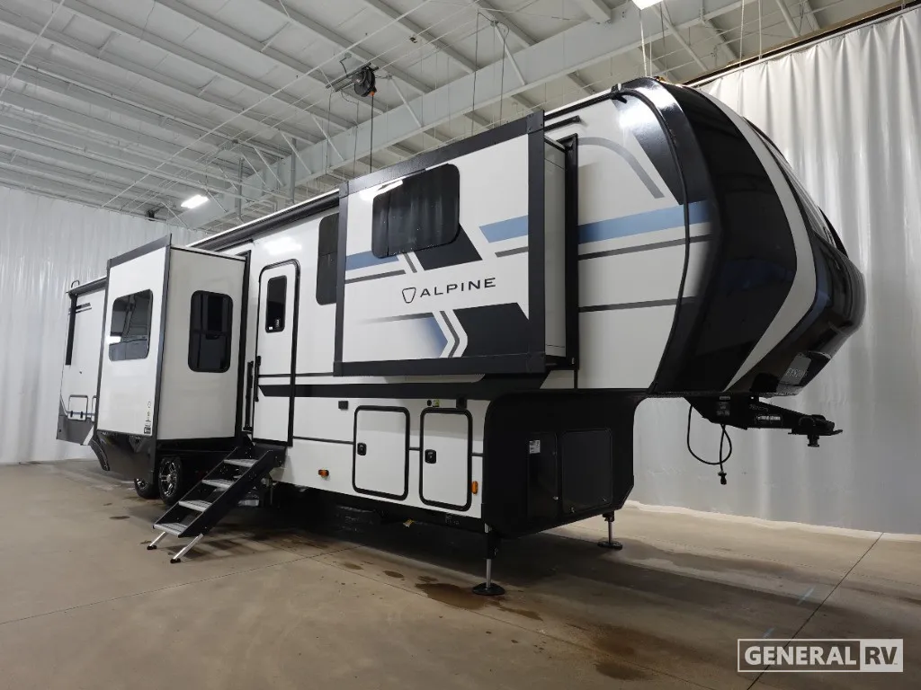 2026 Keystone Alpine 3820FK - Photo 2