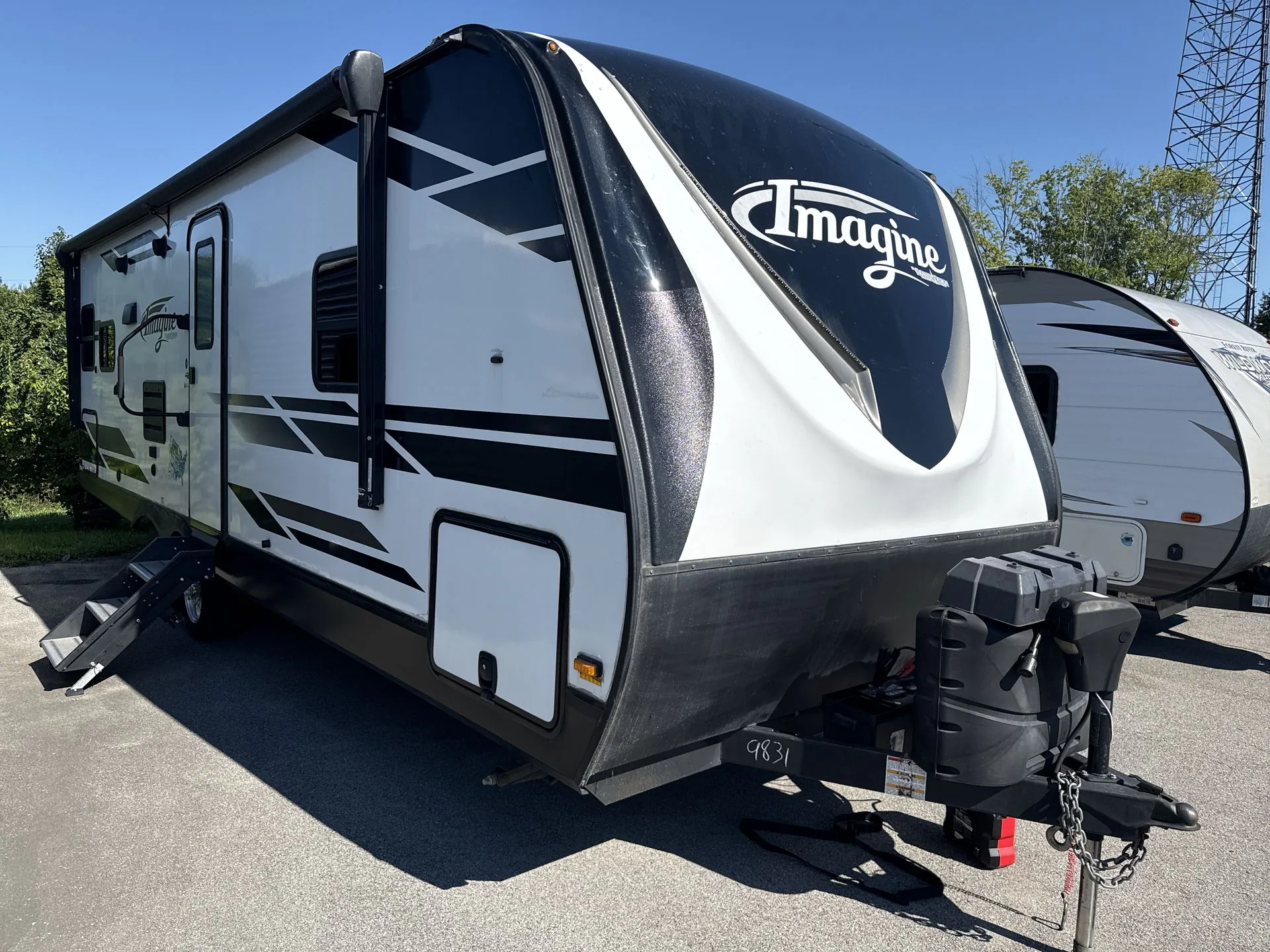 2020 Grand Design Imagine 2450RL - Photo 2