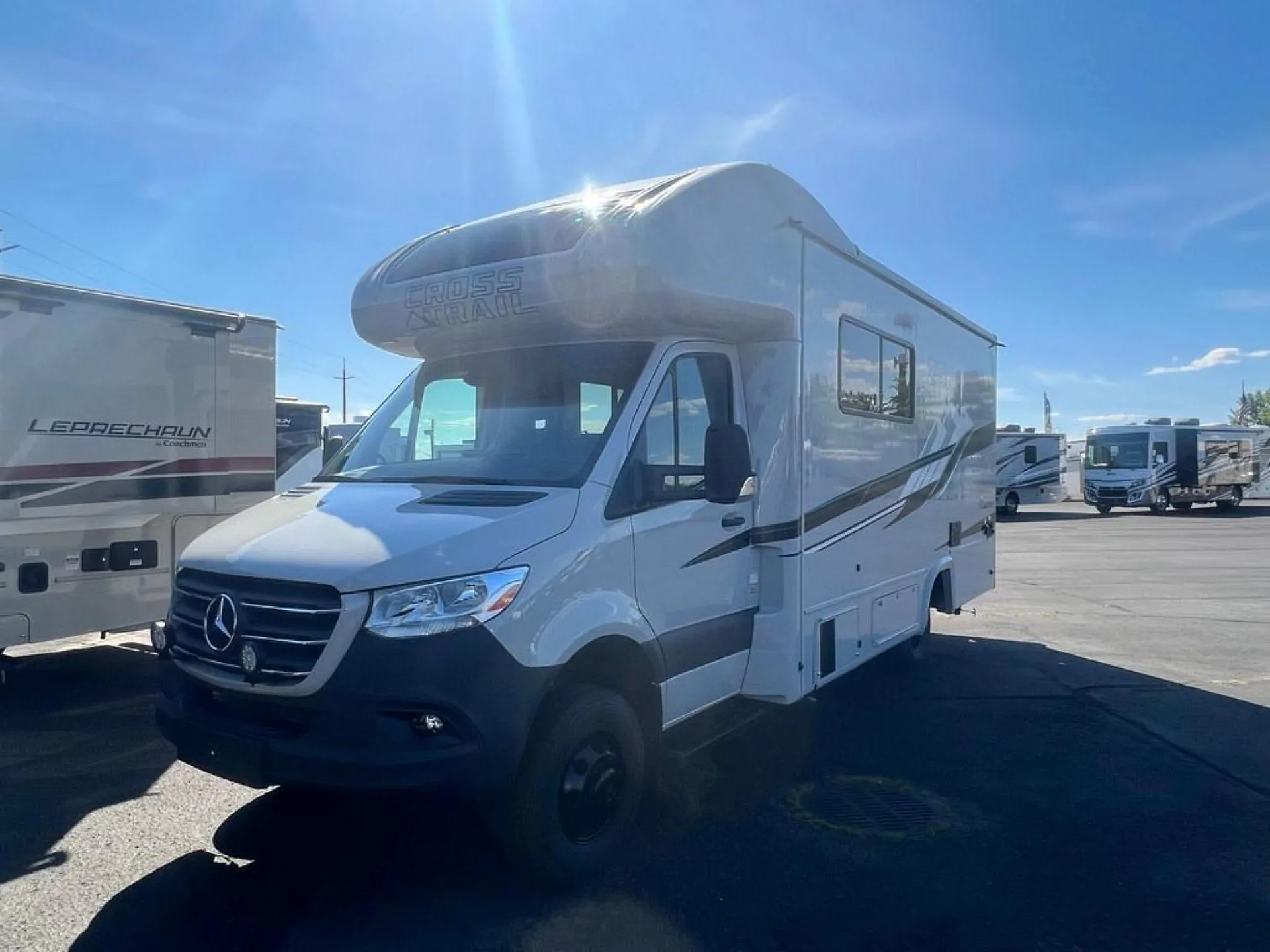 2025 Coachmen Cross Trail XLS 24FL - Photo 4