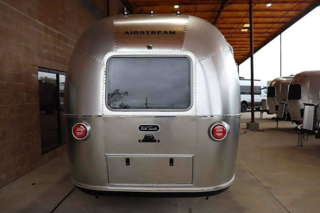 2026 Airstream World Traveler 22RB - Photo 4