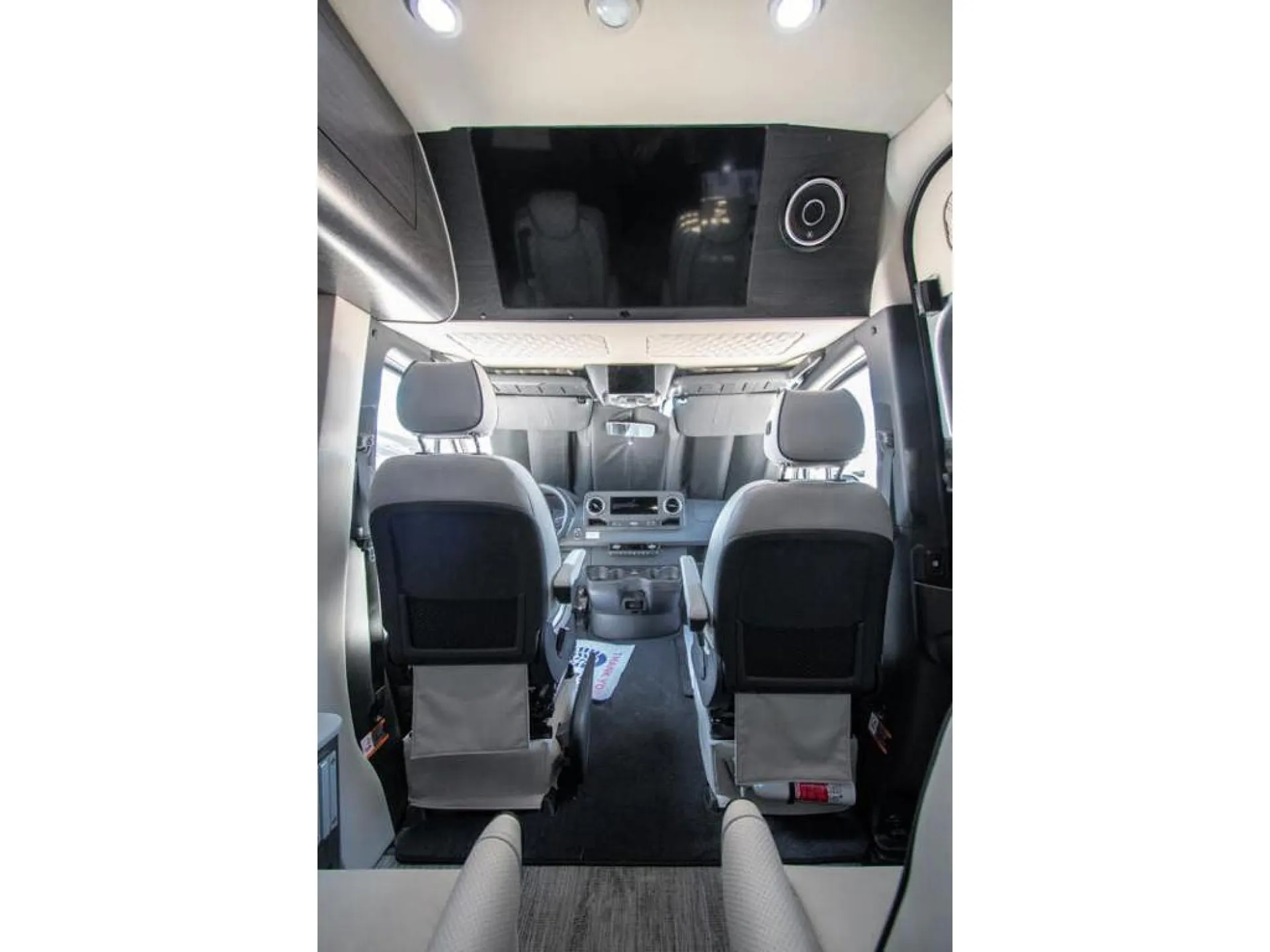 2027 OGV Luxury Coach V-RV 7RLA - Photo 4