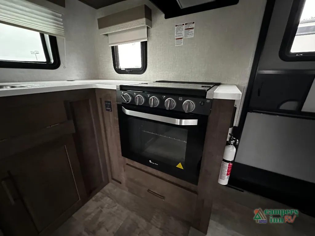 2023 Forest River Flagstaff Micro Lite 25FKS, Photos photo 21