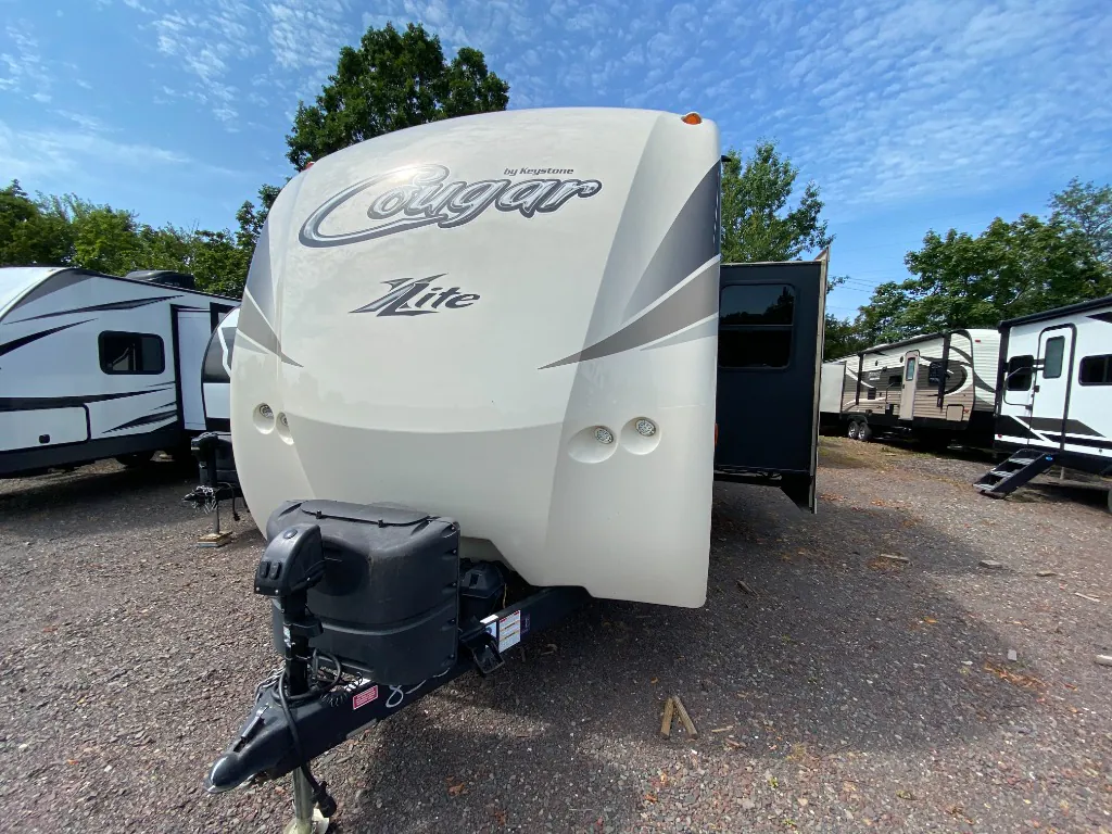 2017 Keystone Cougar XLite 21RBS - Photo 2