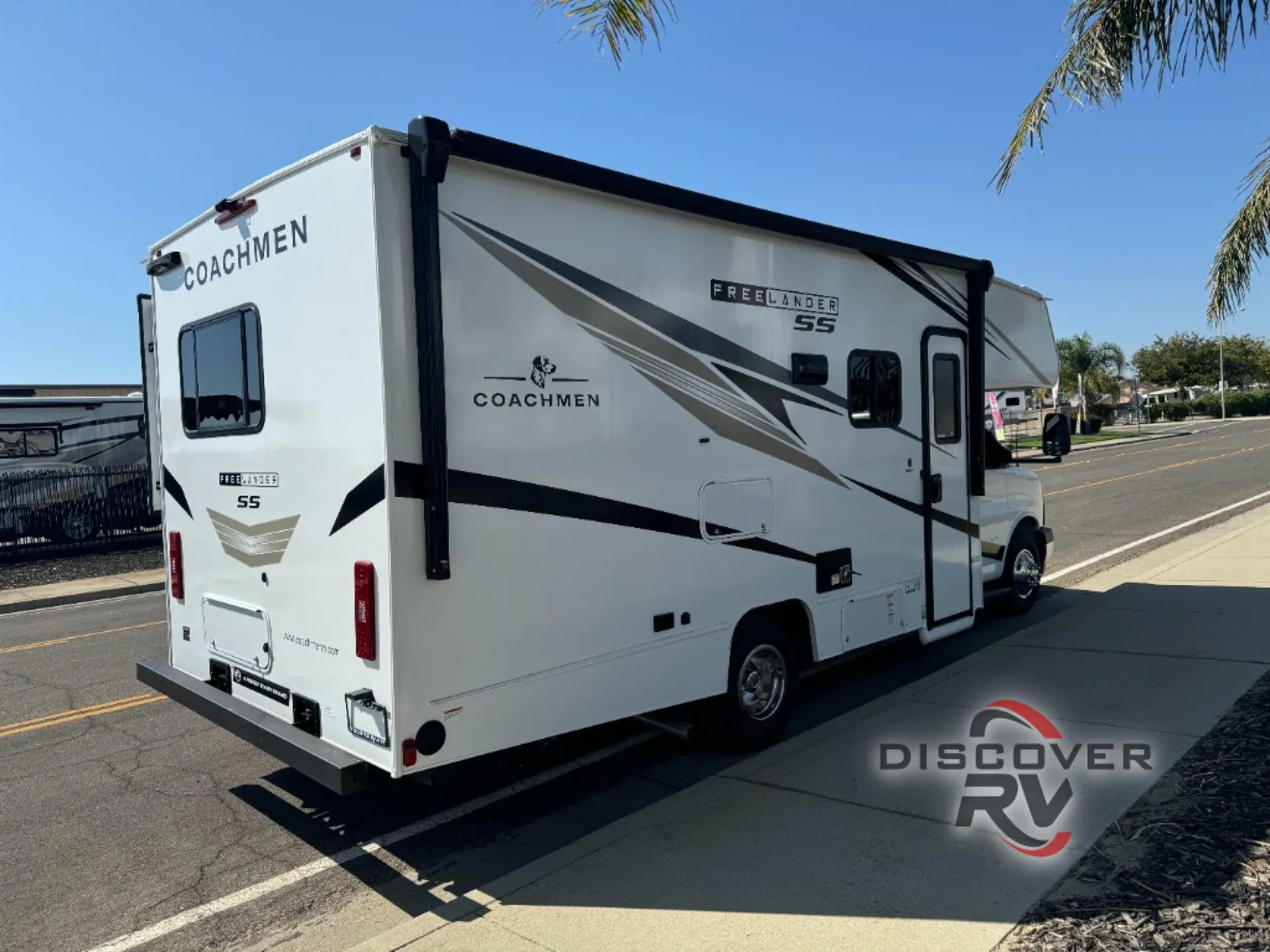 2026 Coachmen Freelander 21RSS - Photo 4