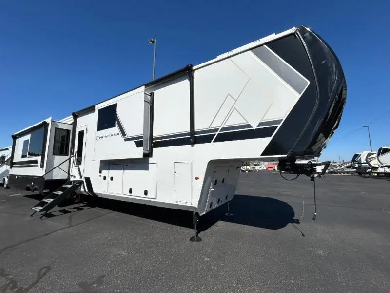 2026 Keystone RV Montana 3900RK - Photo 2