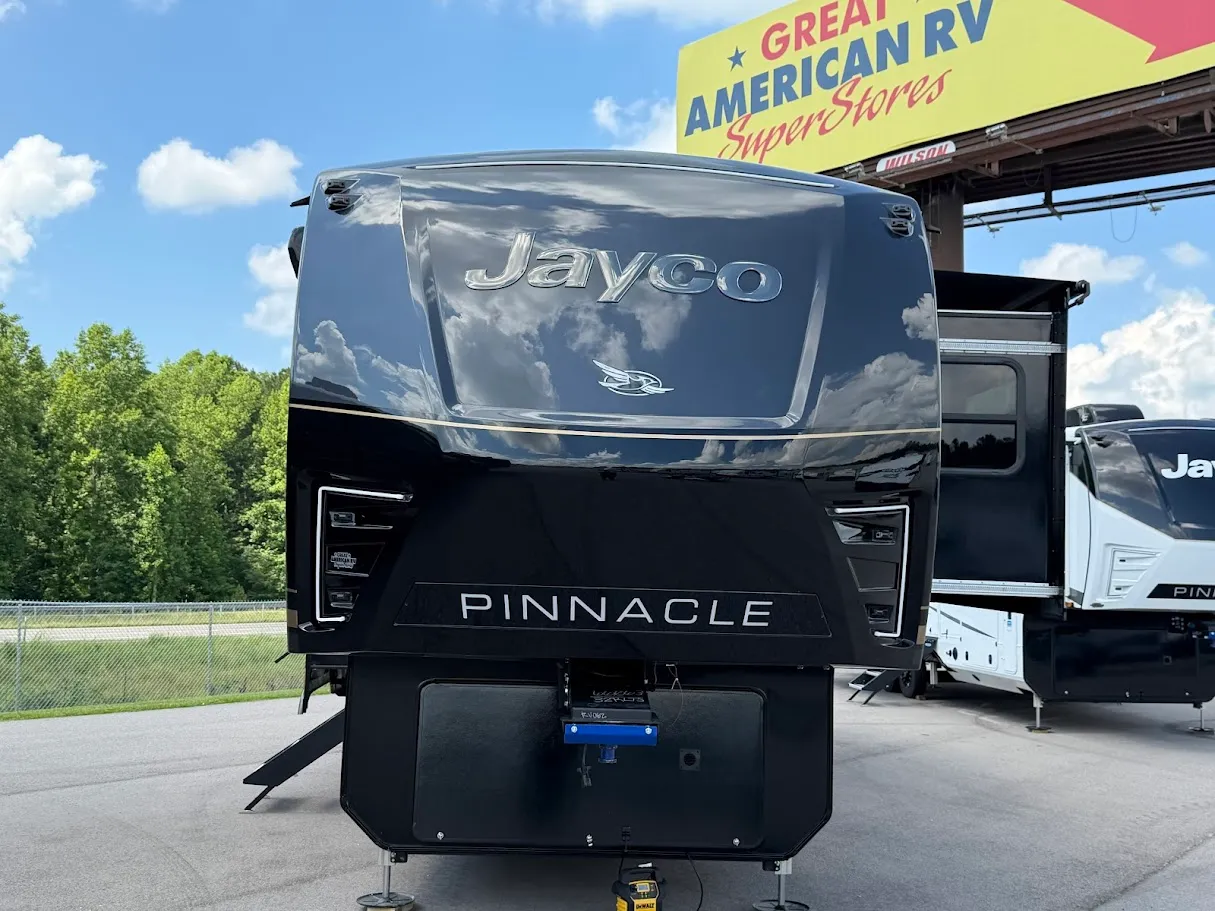 2027 Jayco Pinnacle 32RLTS - Photo 3