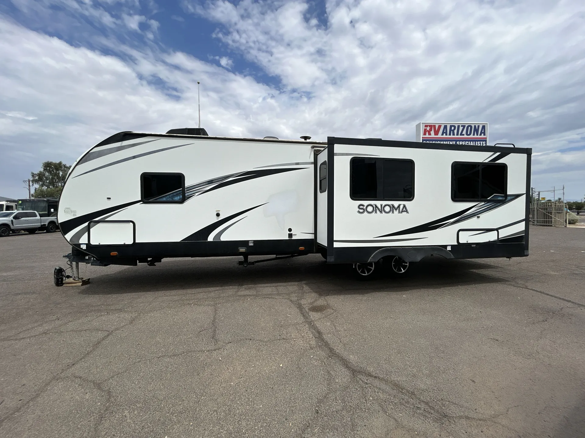 2020 Forest River Sonoma 2903RK dealer photo 6 from Camping World