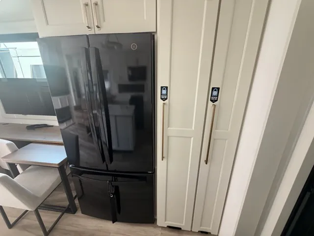 2027 Brinkley Model G 3970, Photos photo 12