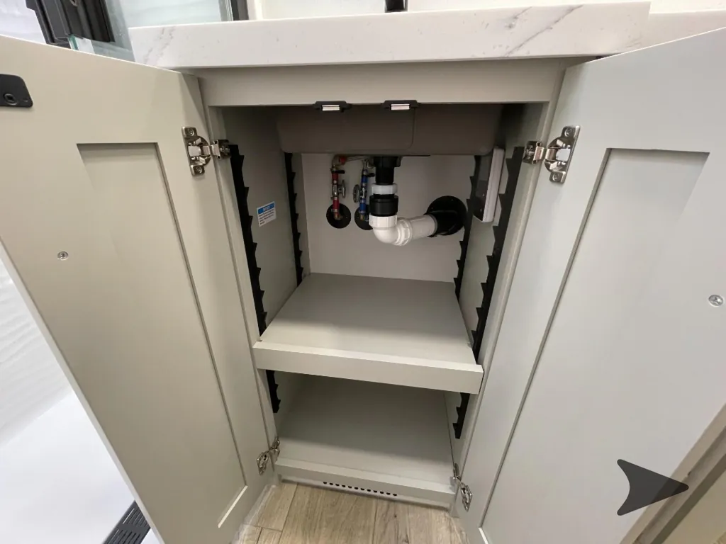 2026 Brinkley Model G 4100, Photos photo 55