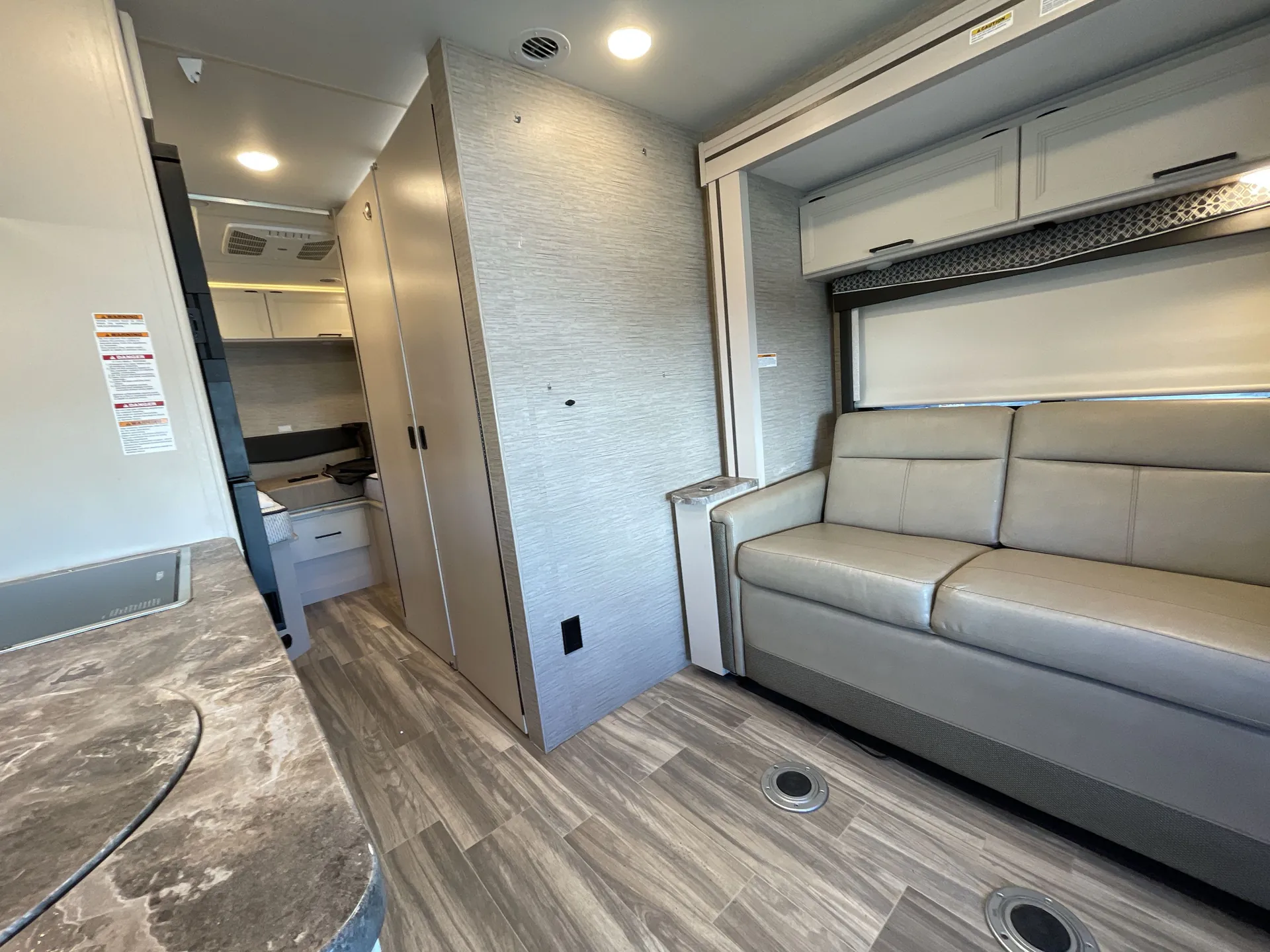 2023 Thor Motor Coach Gemini 24KB — living area main