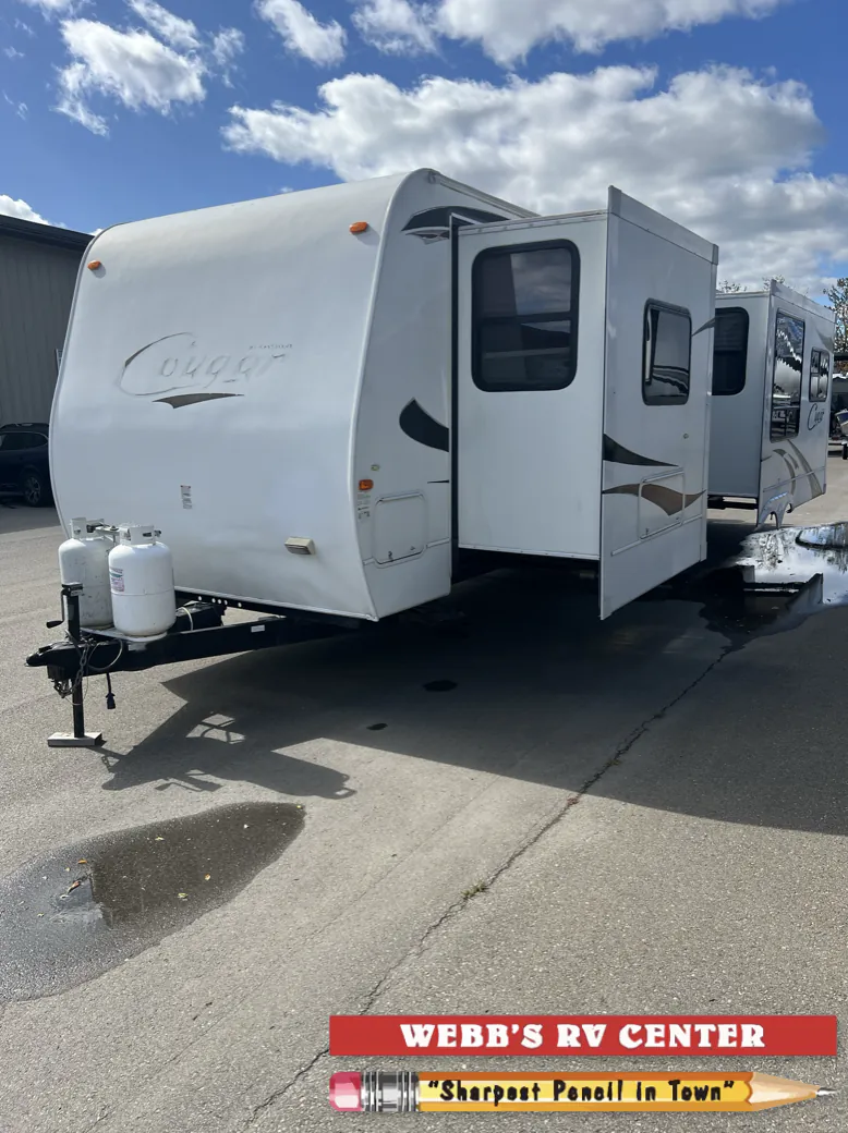 2011 Keystone Cougar 302RLS - Photo 4