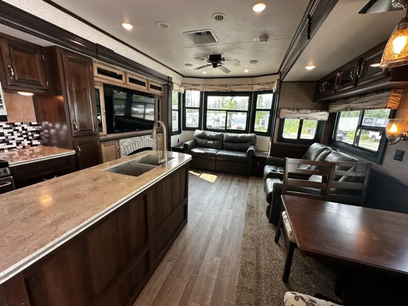 2018 Jayco Jay Flight Bungalow 40LOFT - Photo 4
