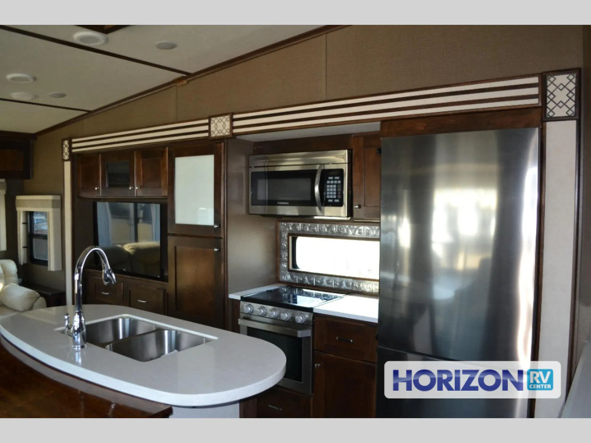 2019 Vanleigh PineCrest 305RLP - Photo 4