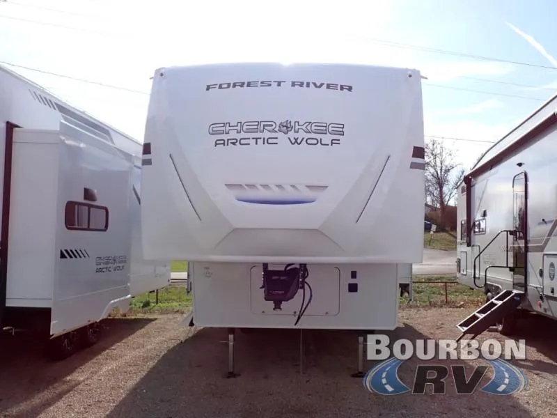 2026 Forest River Cherokee Arctic Wolf 27SGS - Photo 4