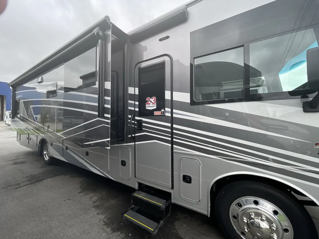 2026 Entegra Coach Vision XL 36C, Photos photo 6