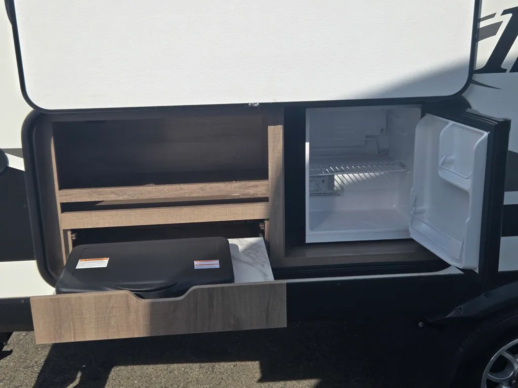 2021 Grand Design Imagine XLS 21BHE, Photos photo 8