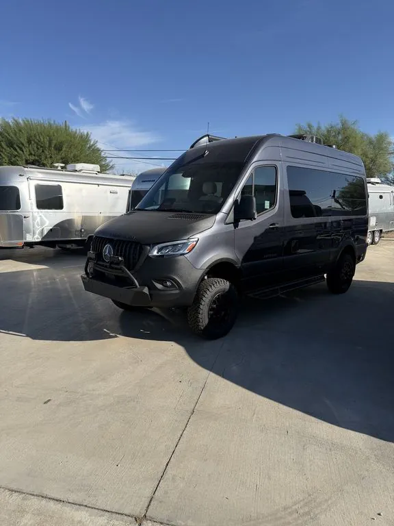 2027 Airstream Interstate 19GTX - Photo 2