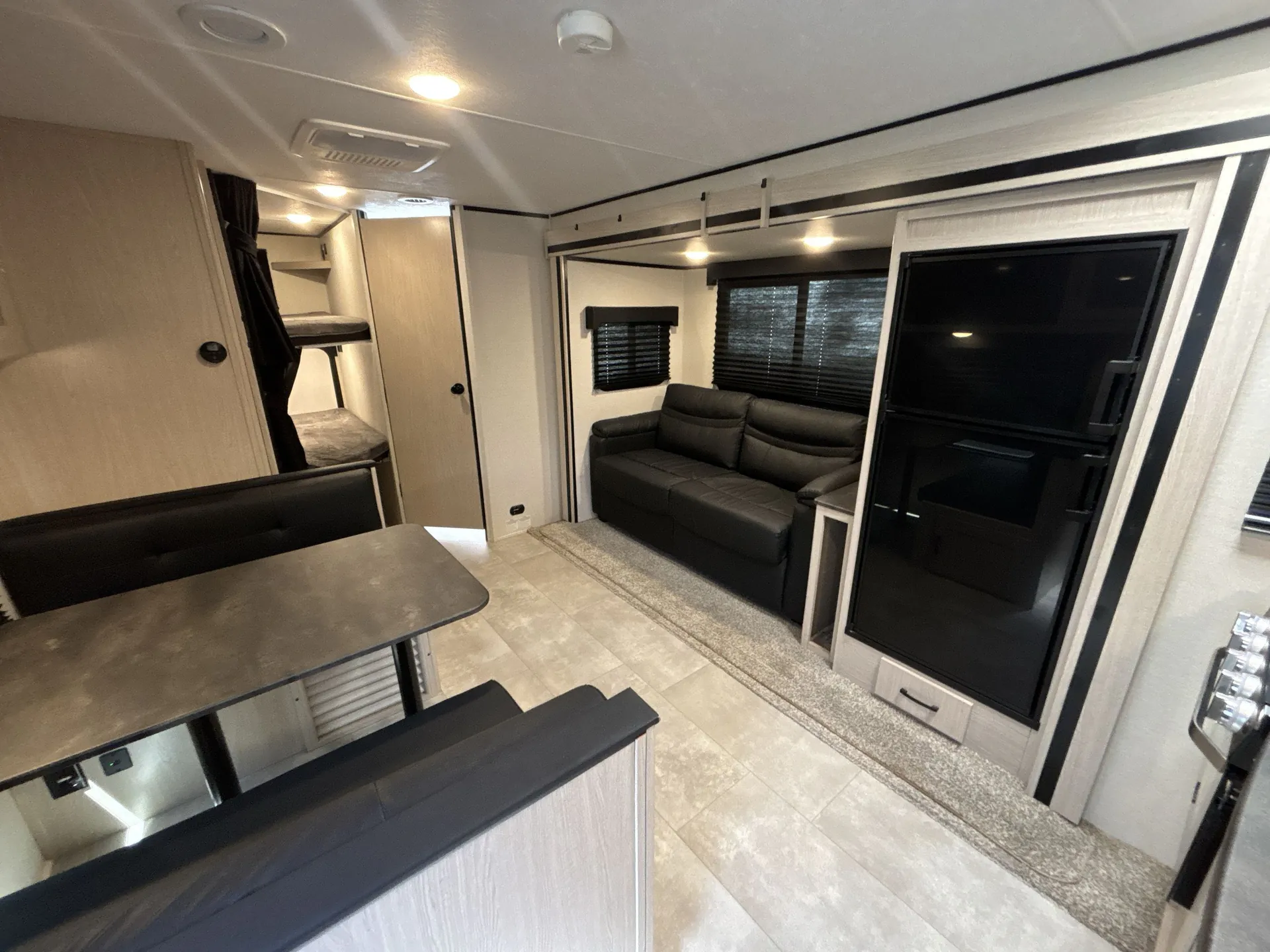 2022 Coachmen Apex Ultra-Lite 256BHS — living area main