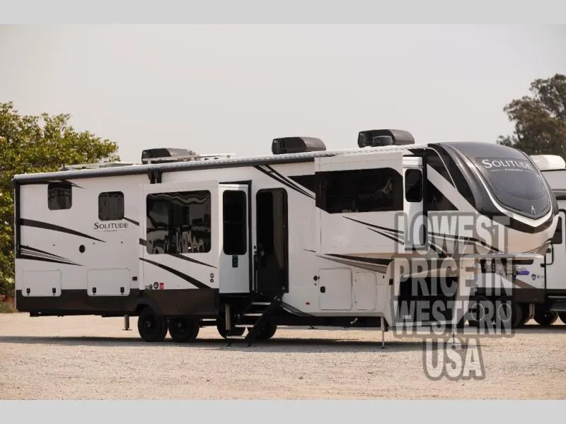 2026 Grand Design Solitude 380FL - Photo 4