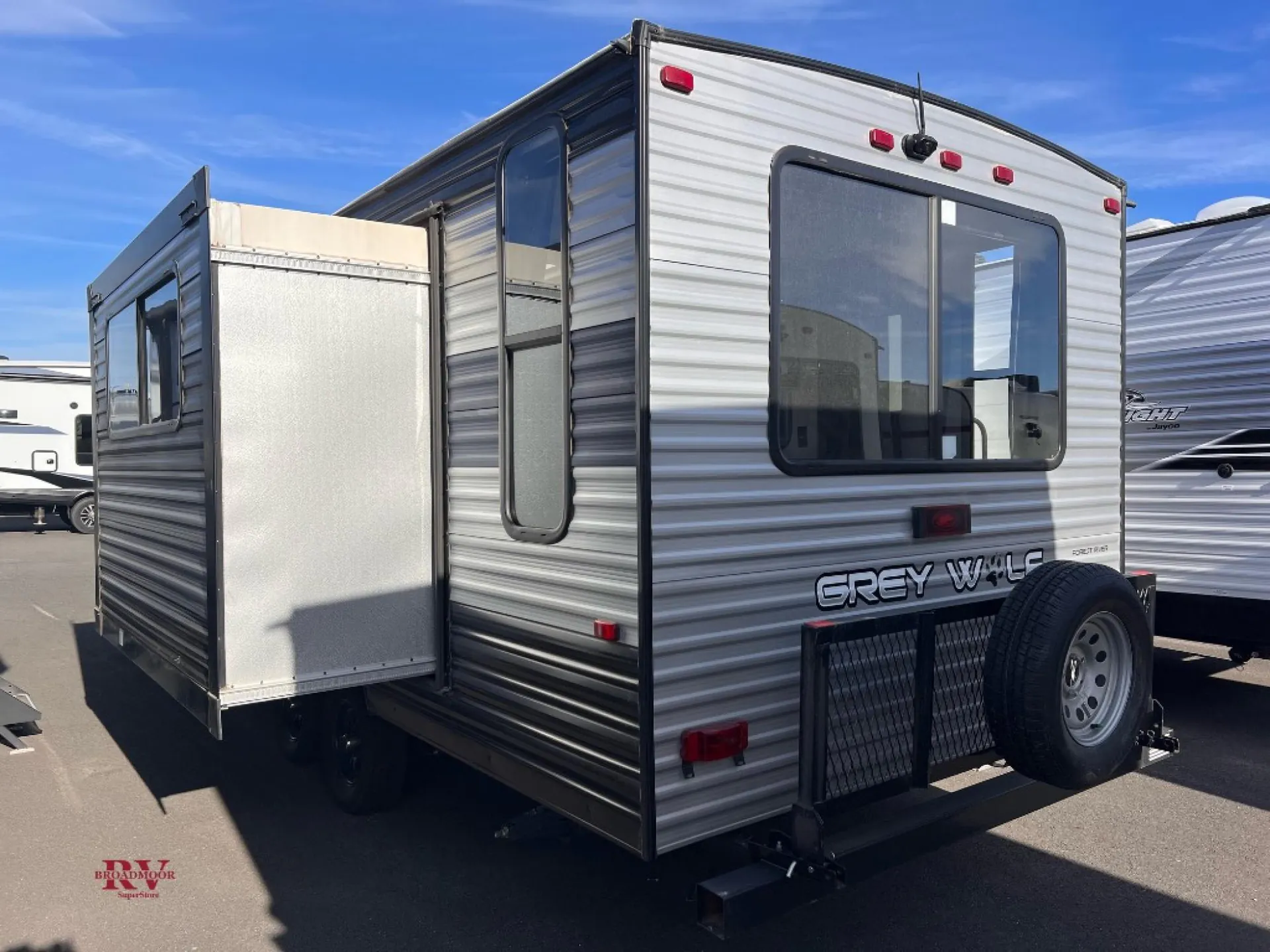 2022 Forest River Cherokee Grey Wolf 23MK - Photo 4