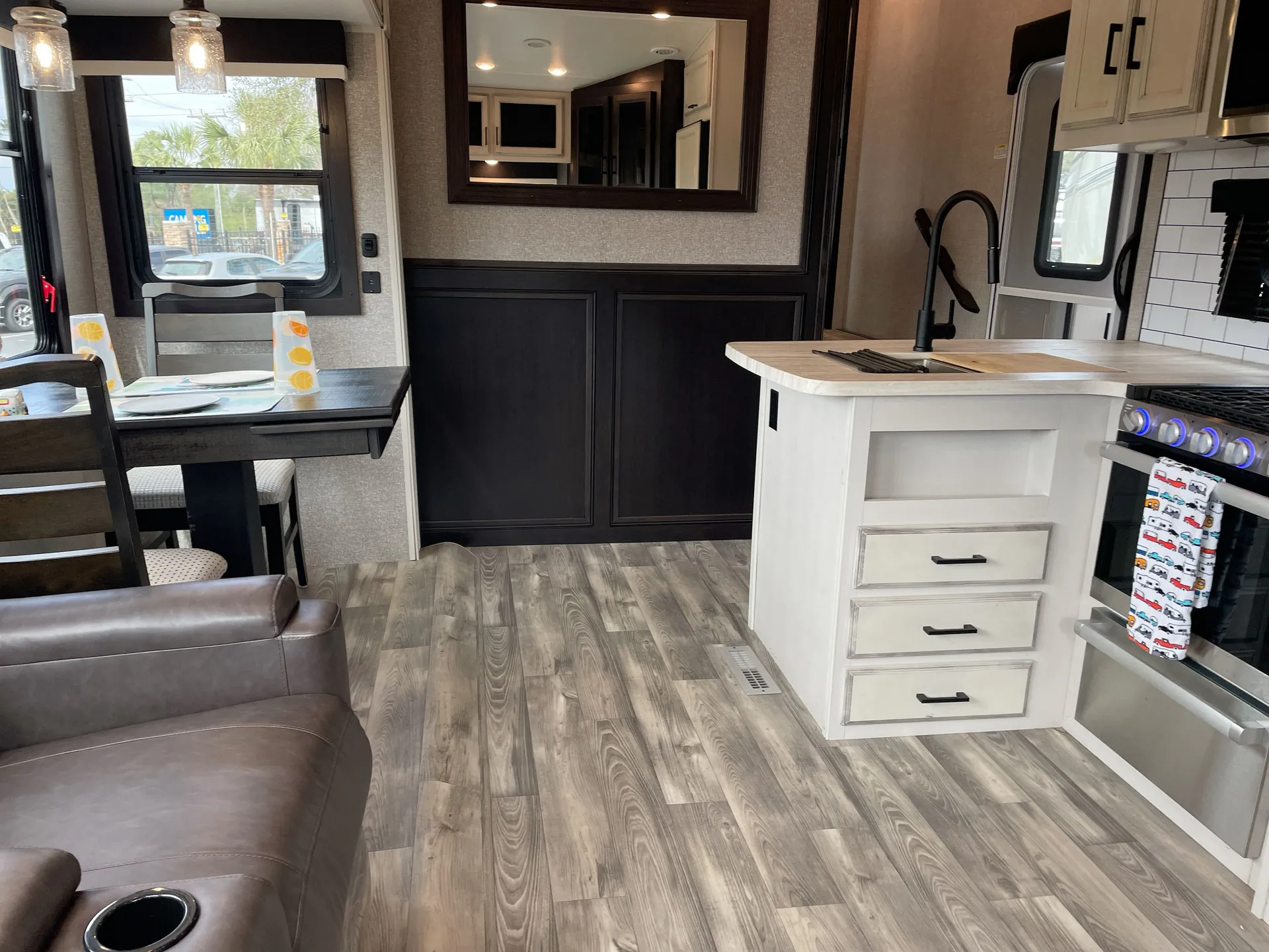 2023 Jayco Eagle Ht 24RE — living area main