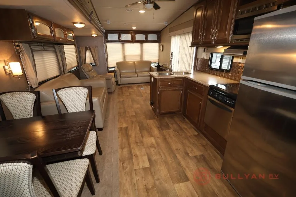 2016 Forest River Salem Villa Series 39FDEN Classic - Photo 3