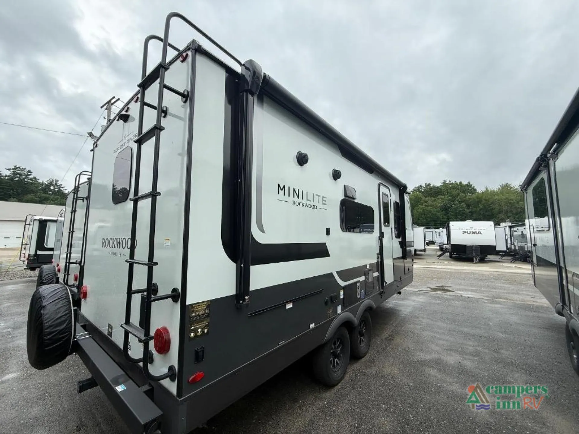 2026 Forest River Rockwood Mini Lite 2214S — Photo 6