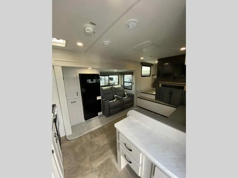 2026 Coachmen Chaparral Lite 218SE - Photo 3