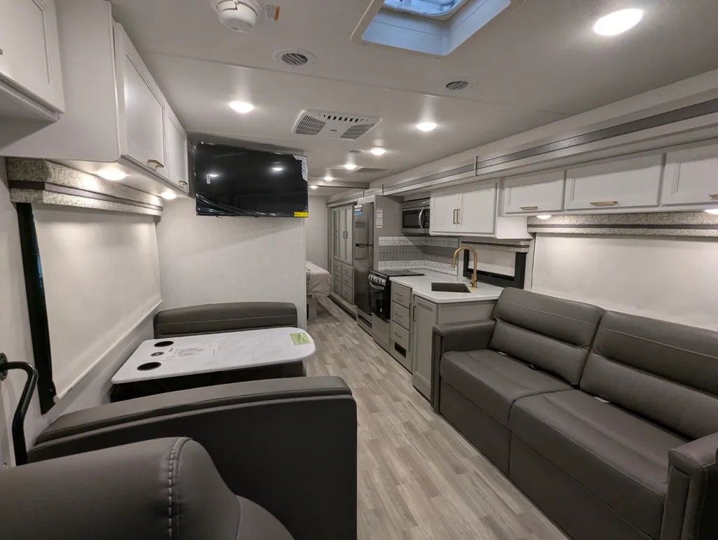 2026 Thor Motor Coach Windsport 29L, Photos photo 10