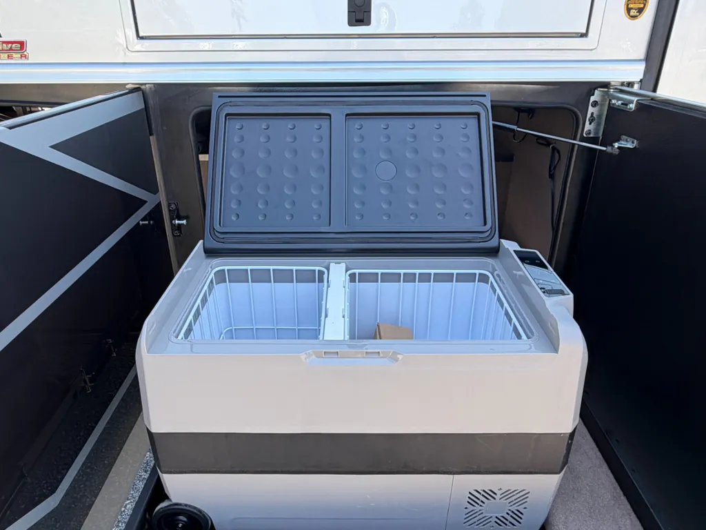 2027 Entegra Coach Accolade 37K, Photos photo 16