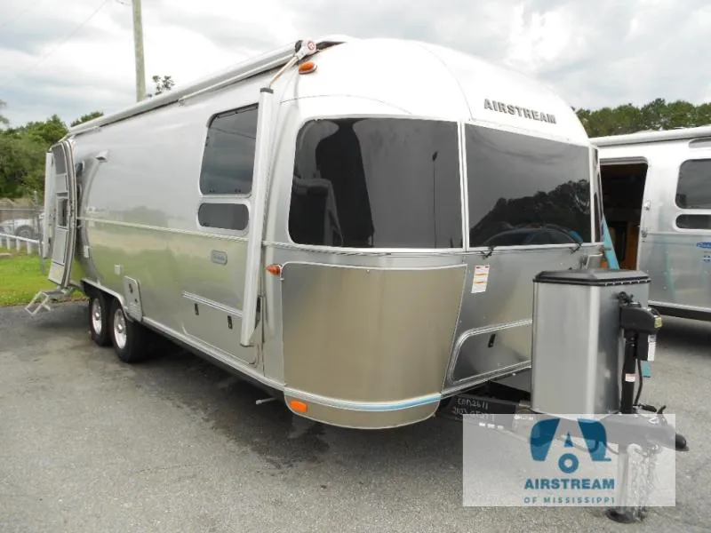 2023 Airstream Globetrotter 27FB - Photo 2