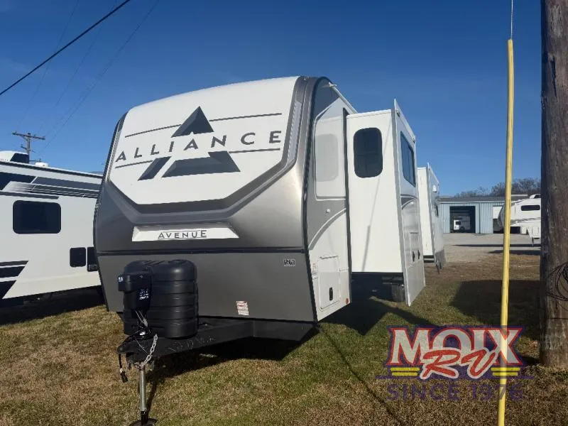 2026 Alliance RV Avenue 332RL - Photo 4