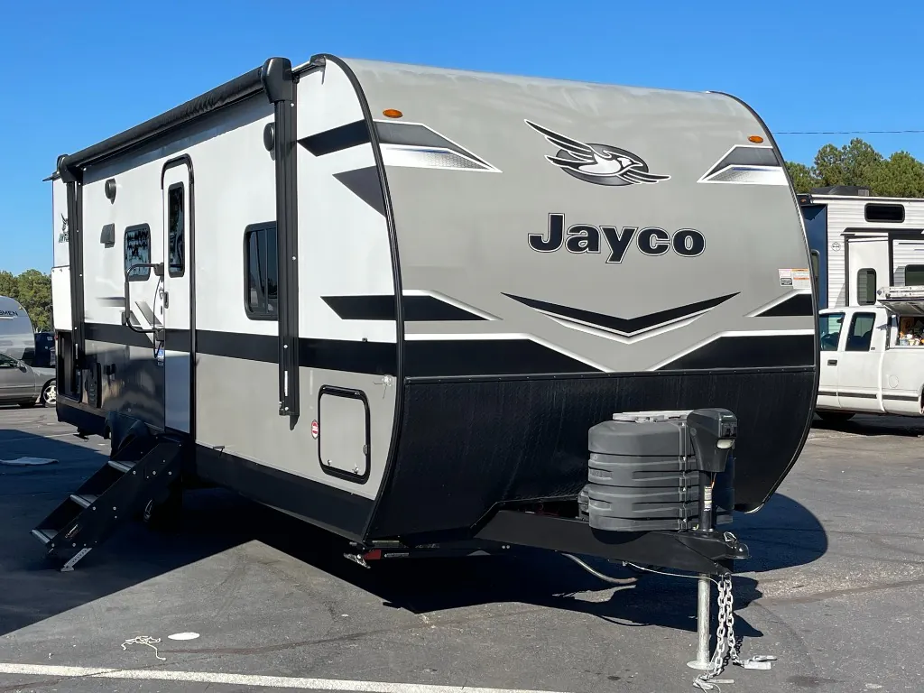 2024 Jayco Jay Flight 247RBS - Photo 2