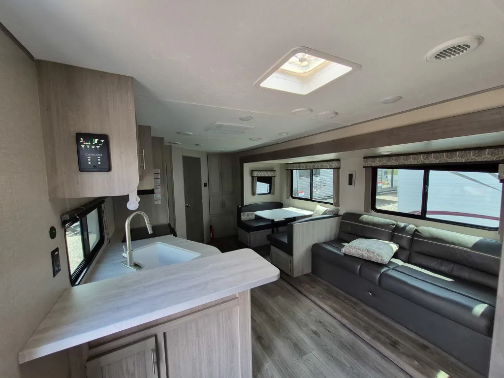 2023 Coachmen Catalina Legacy Edition 243RBS, Photos photo 10