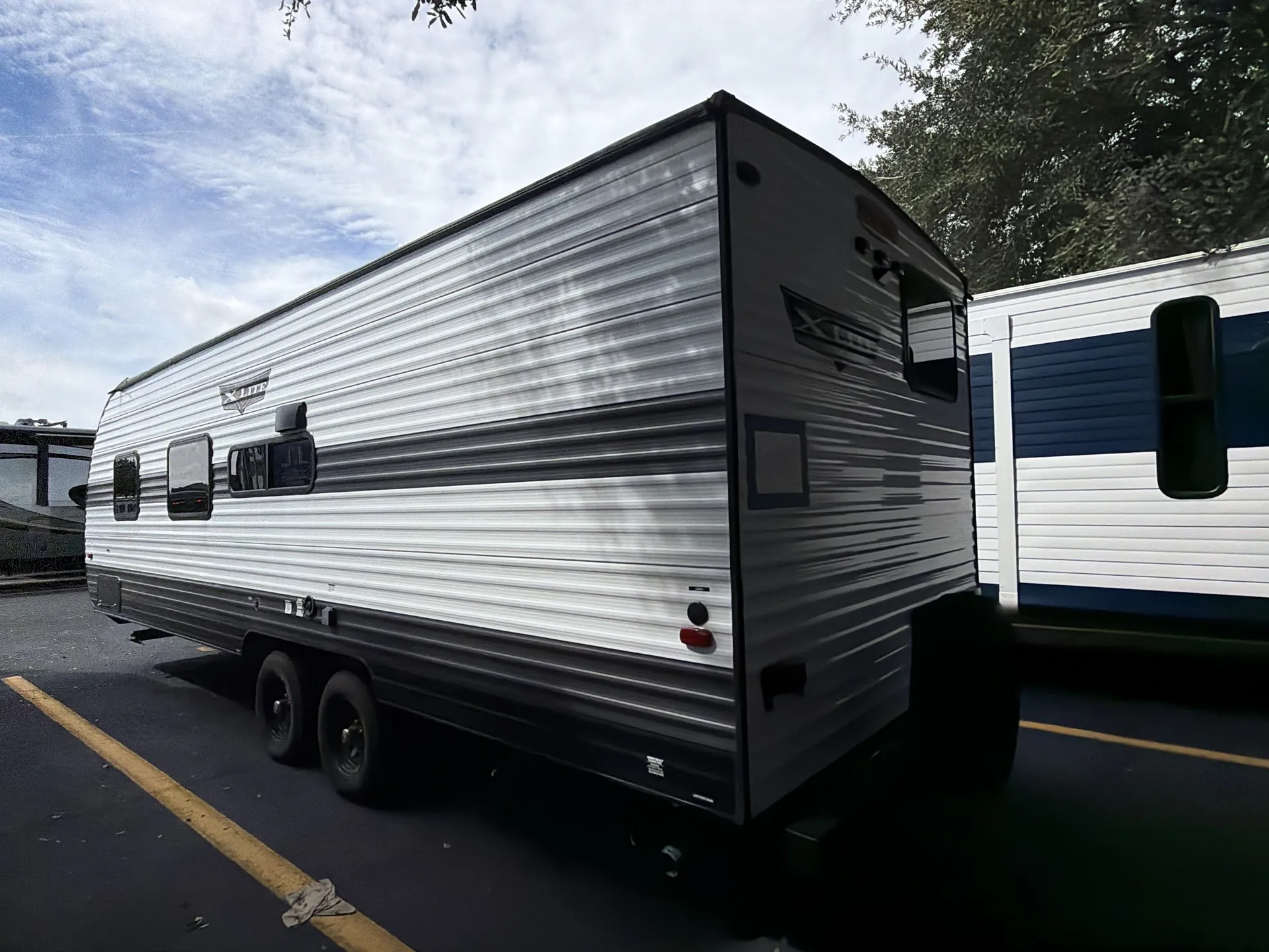 2023 Forest River Wildwood X-Lite 261BHXL — campside