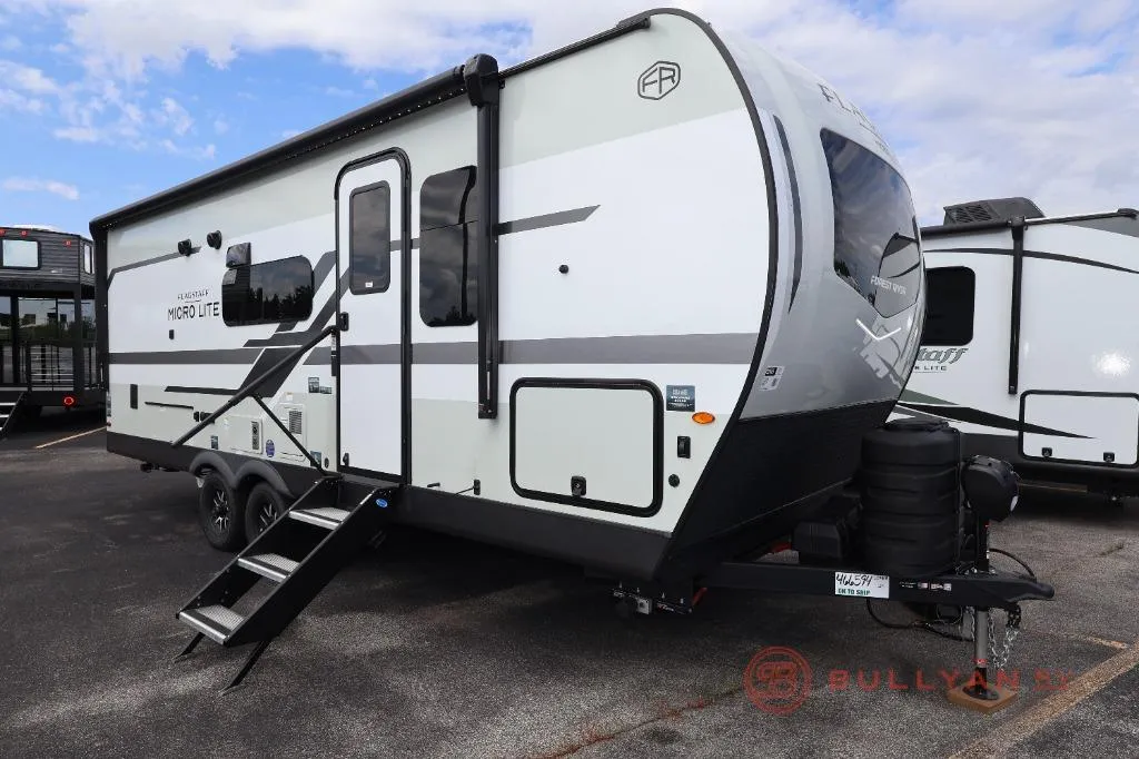 2026 Forest River Flagstaff Micro Lite 25FBH - Photo 2
