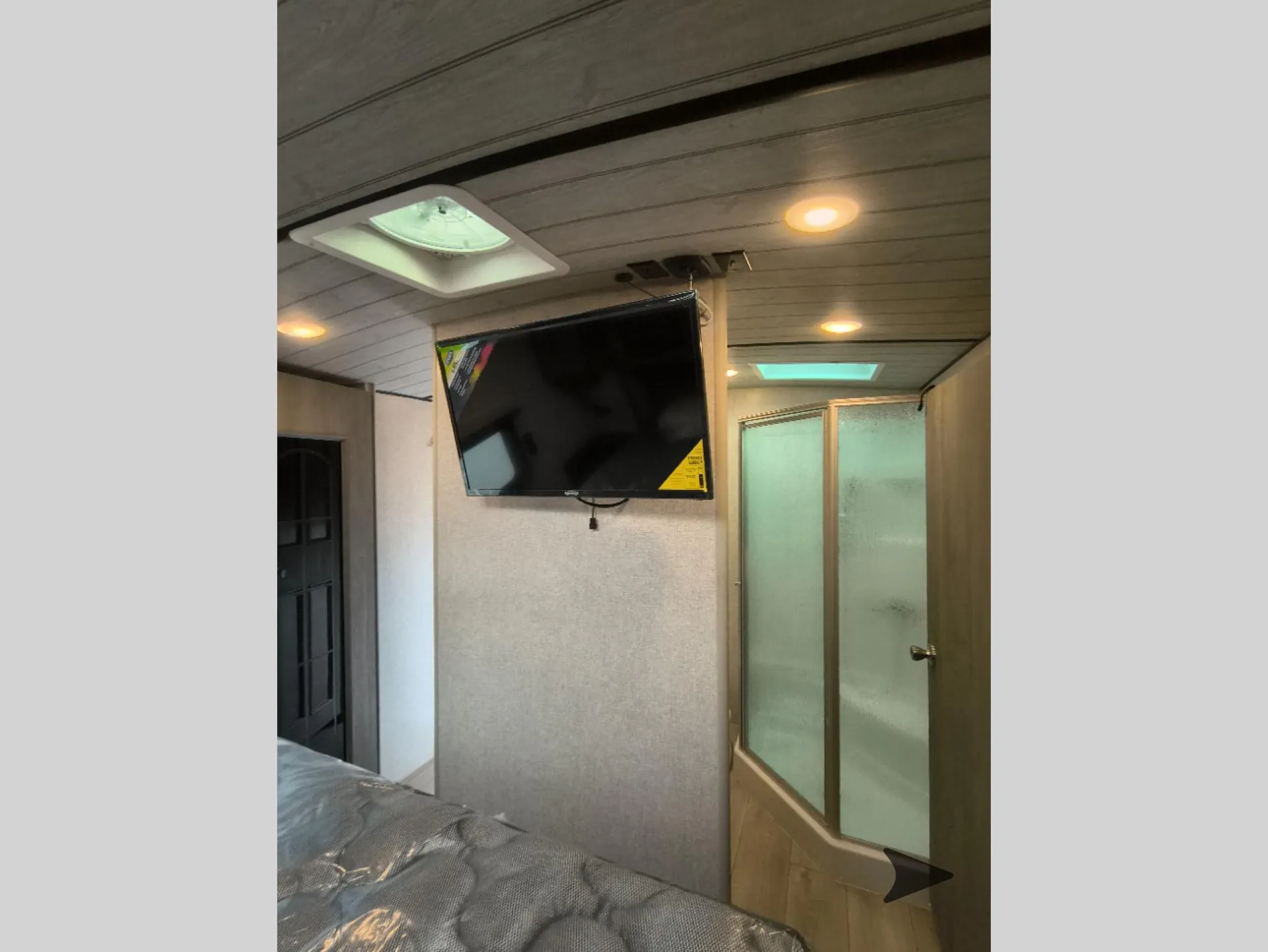 2026 Northwood Arctic Fox Edge 275LE - Photo 4