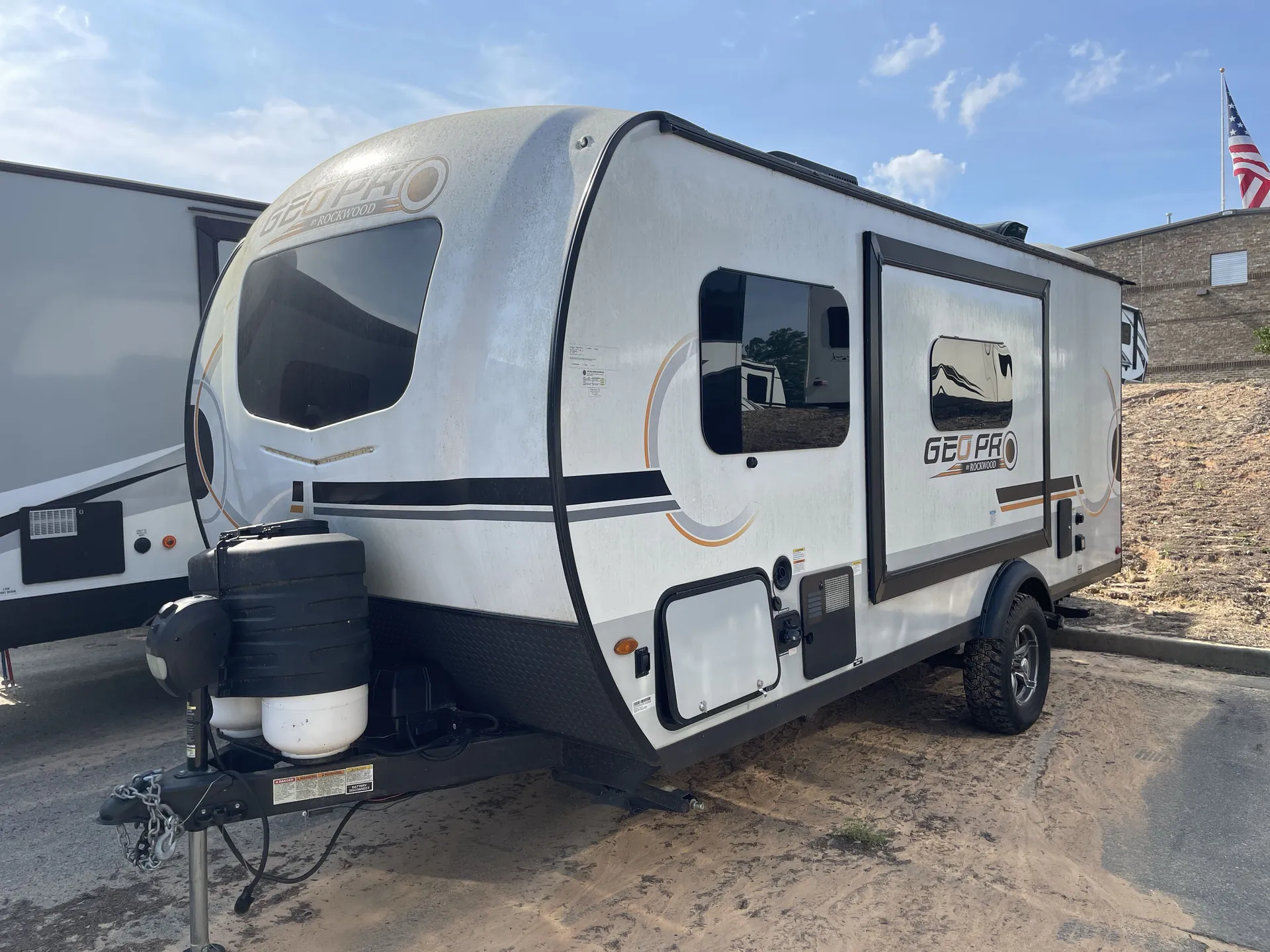 2023 Forest River Rockwood Geo Pro 19FBS — off campside