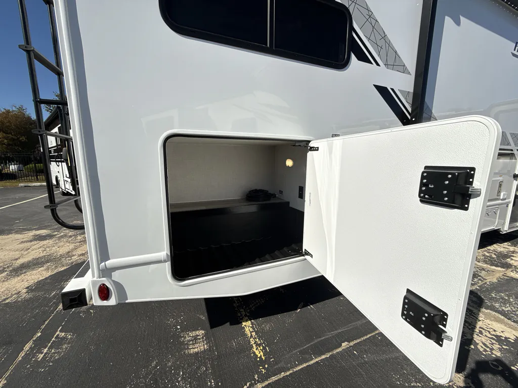 2027 Thor Motor Coach Freedom Elite 31FE, Photos photo 16