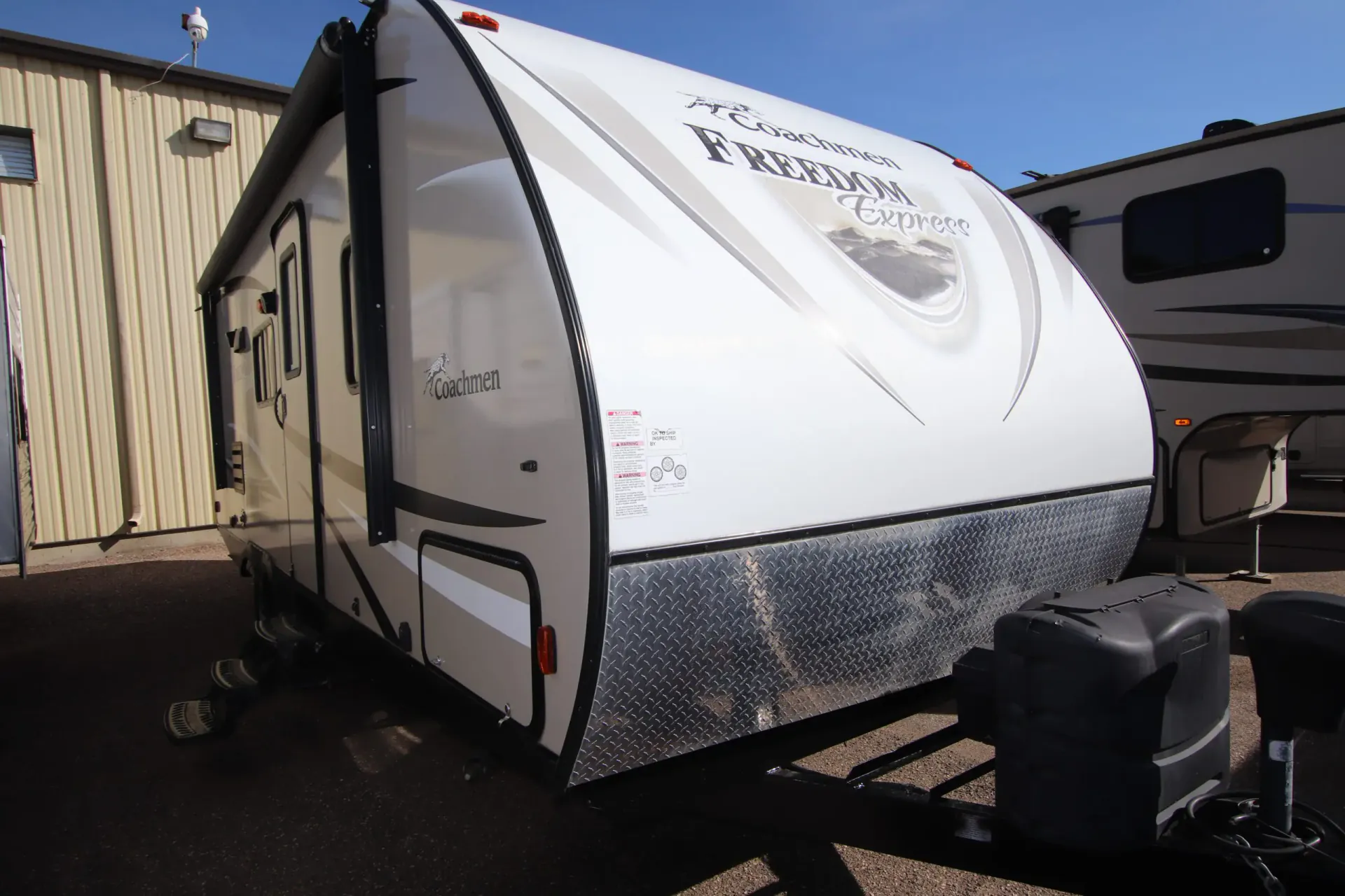 2017 Coachmen Freedom Express Select 23 SE - Photo 2