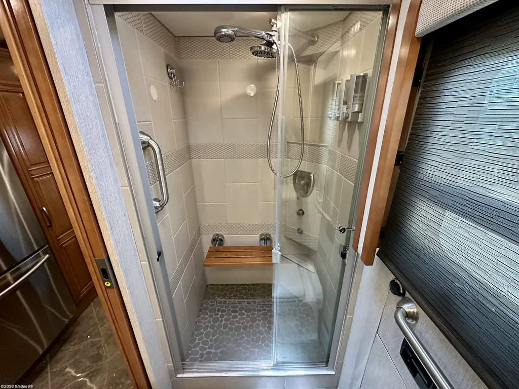 2021 Newmar New Aire 3543, Photos photo 12