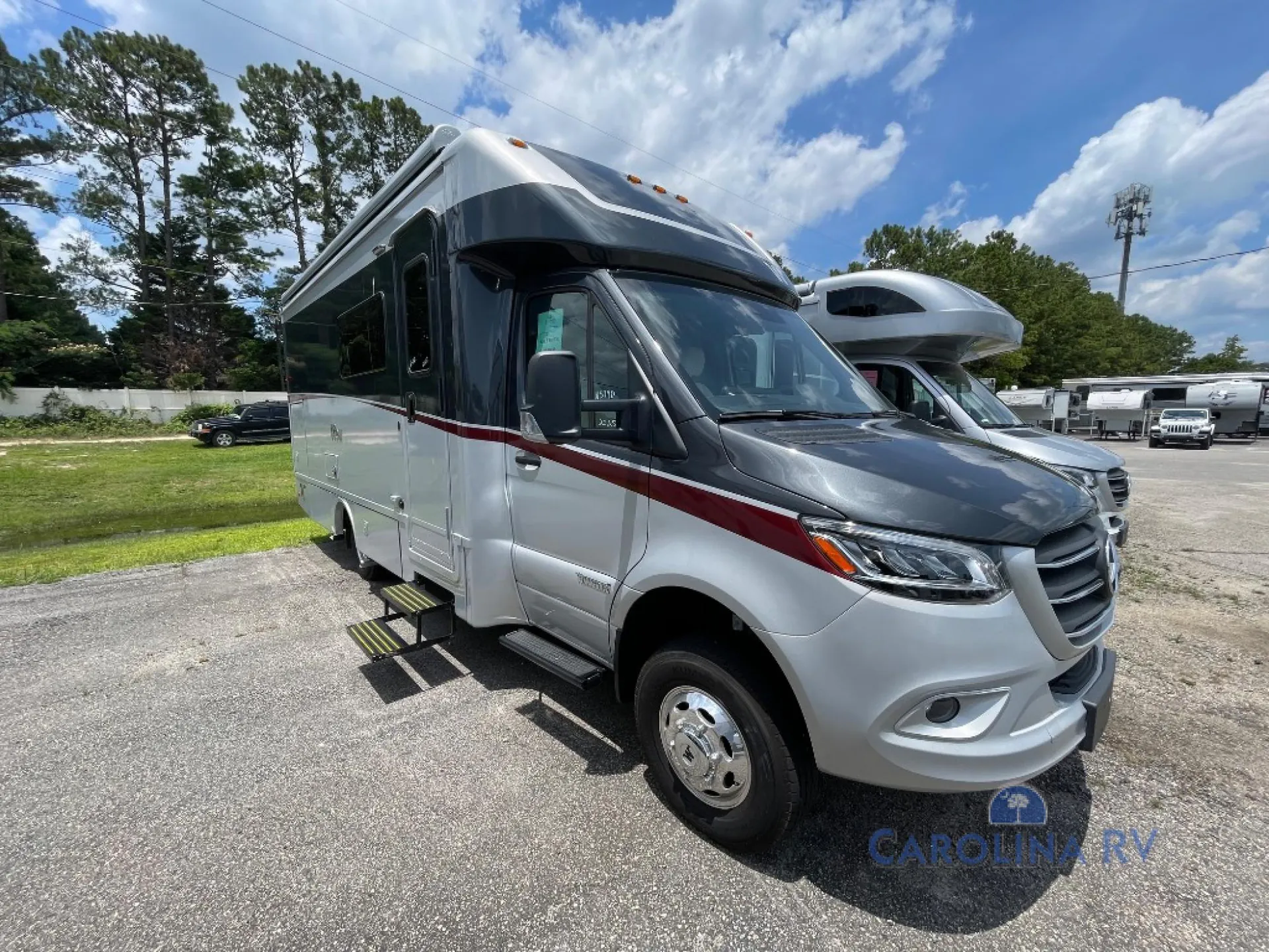 2025 Winnebago View 24T - Photo 2