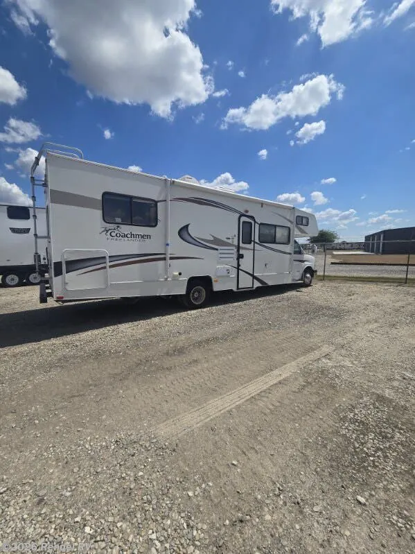 2013 Coachmen Freelander 28 LTD - Photo 2